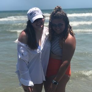 Meet your Posher, Nickie